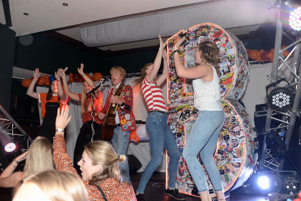 ../Images/Koningsnacht 2019 in VdG 091.jpg